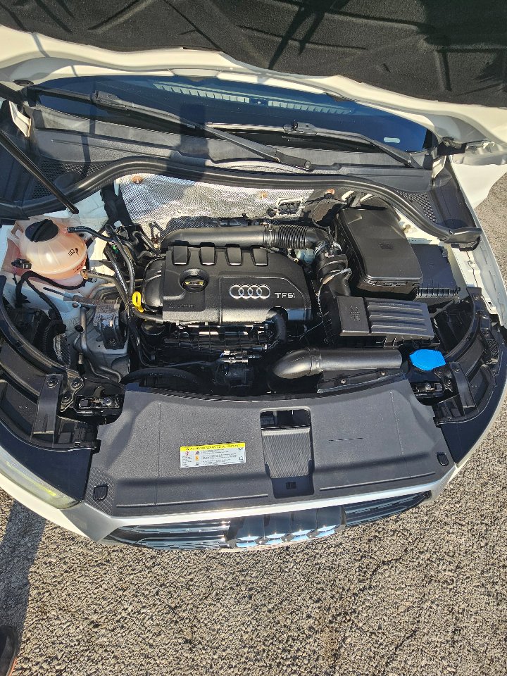 Used 2016 Audi Q3 2.0T Premium Plus w/ Technology Package image 9