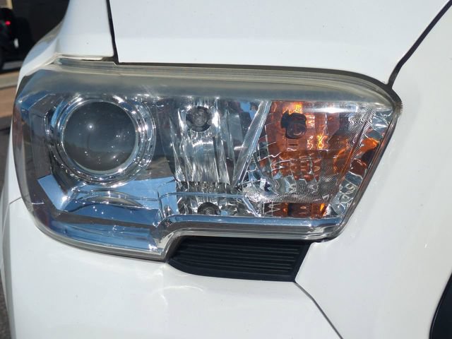 Used 2019 Toyota Tacoma SR w/ SR Convenience Package RWD image 10