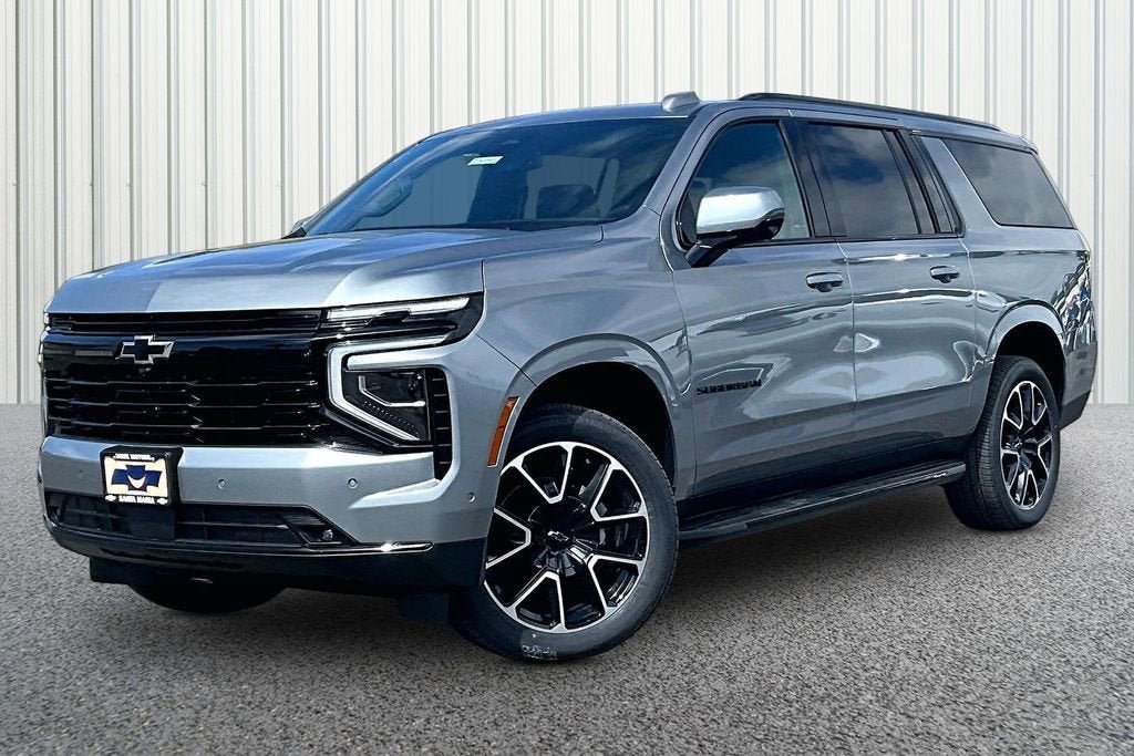 New 2026 Chevrolet Suburban RST w/ Comfort Package AWD/4WD image 13