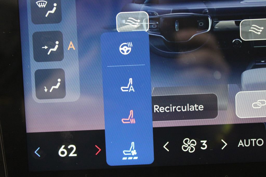 New 2026 Lincoln Navigator Reserve image 56