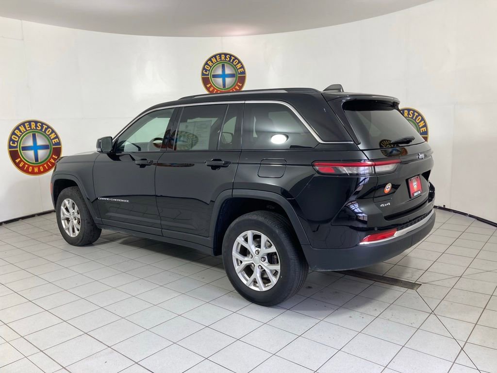 Used 2023 Jeep Grand Cherokee Limited image 24