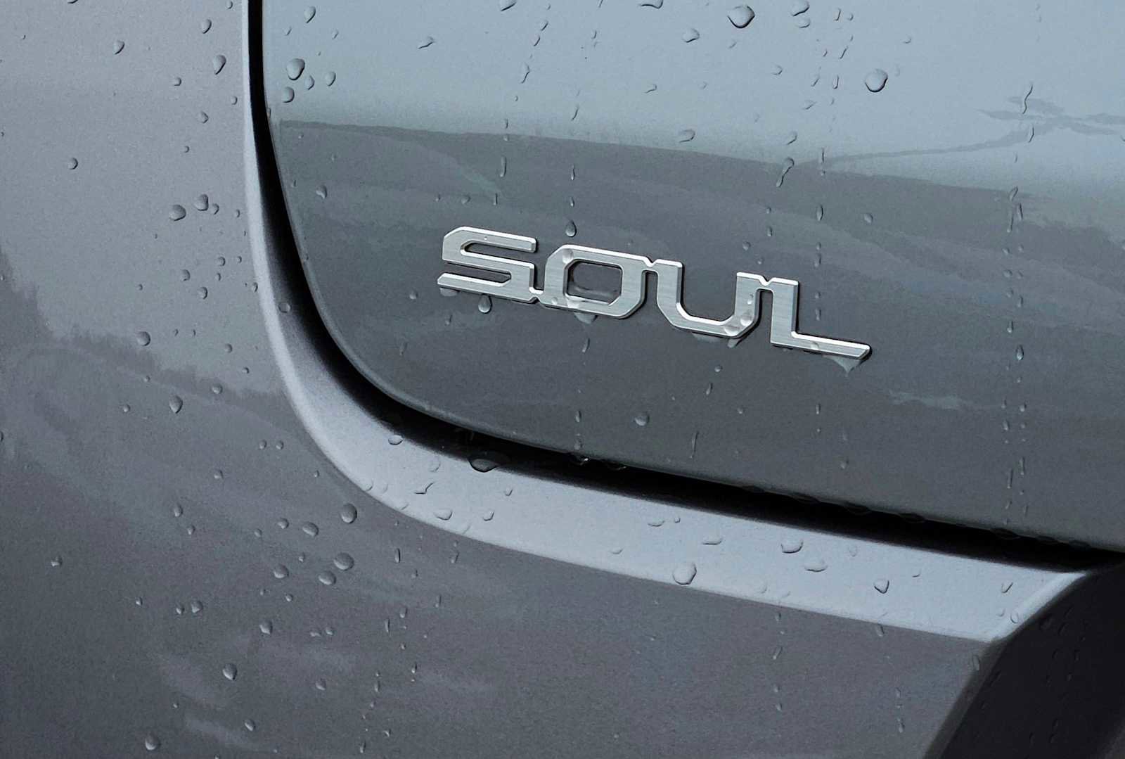 Certified 2025 Kia Soul LX w/ LX Technology Package FWD image 13