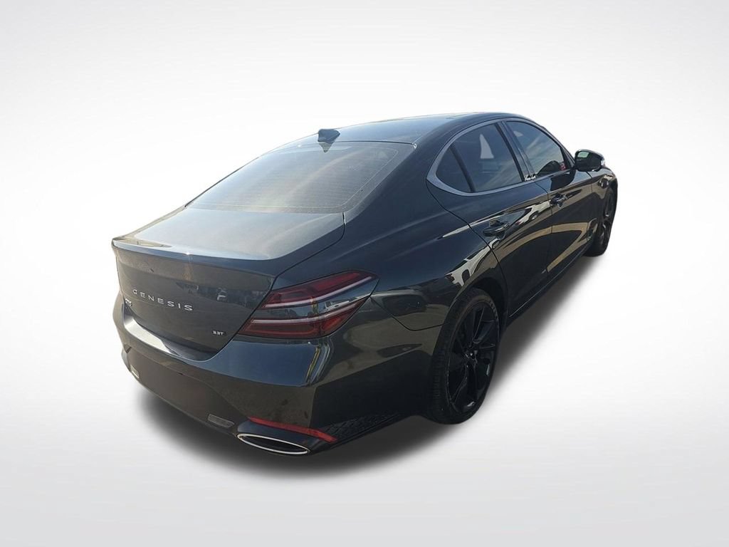 Used 2023 Genesis G70 3.3T w/ Sport Prestige Package RWD image 7