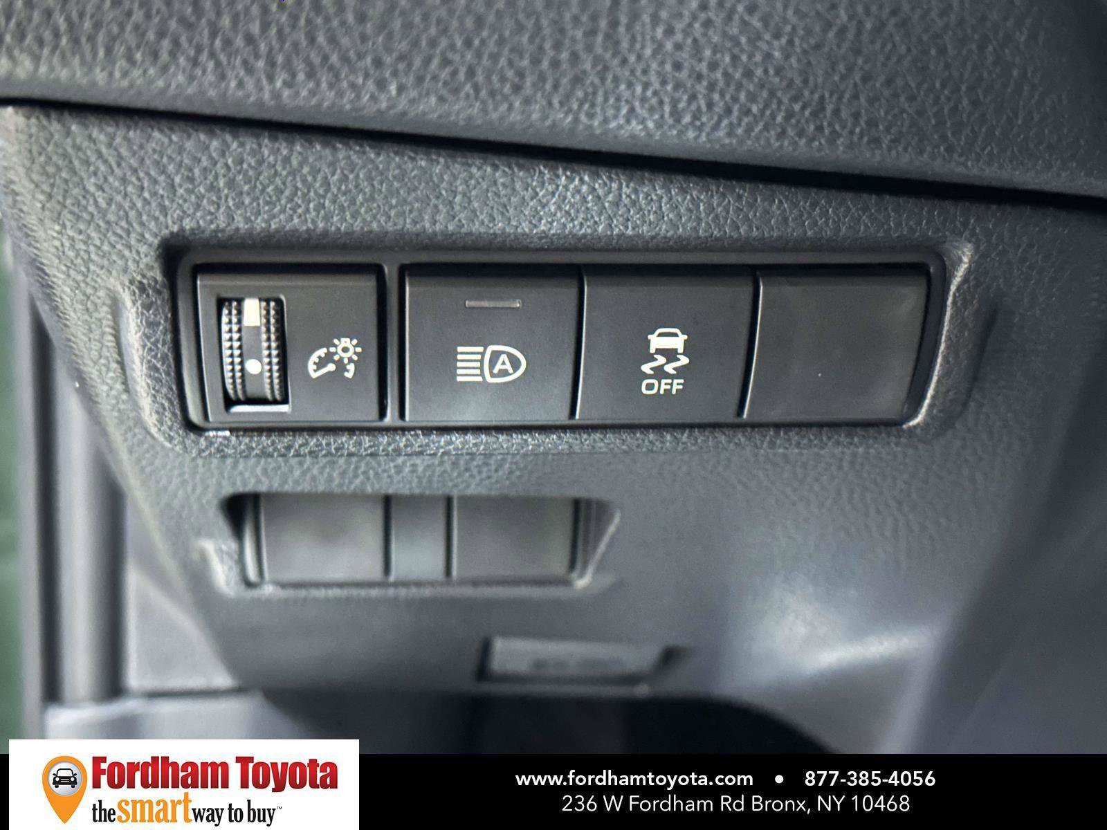Certified 2026 Toyota Corolla Cross LE AWD/4WD image 19