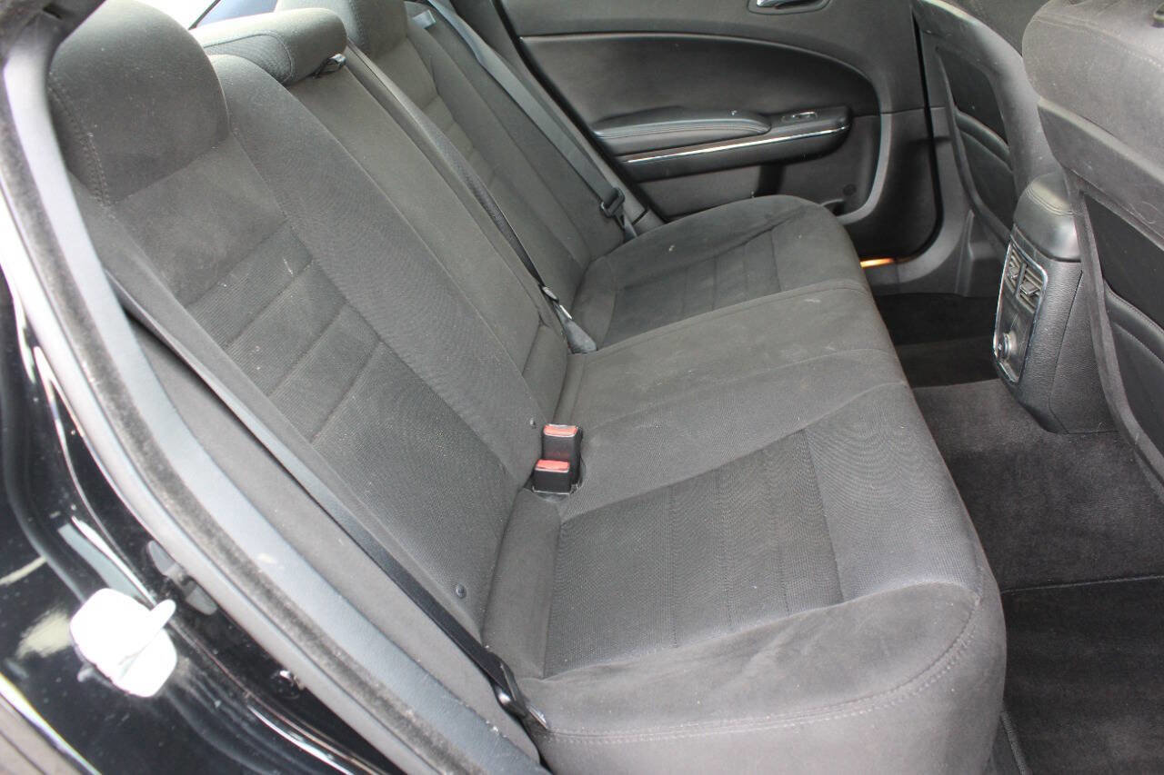 Used 2014 Dodge Charger SXT Plus image 16