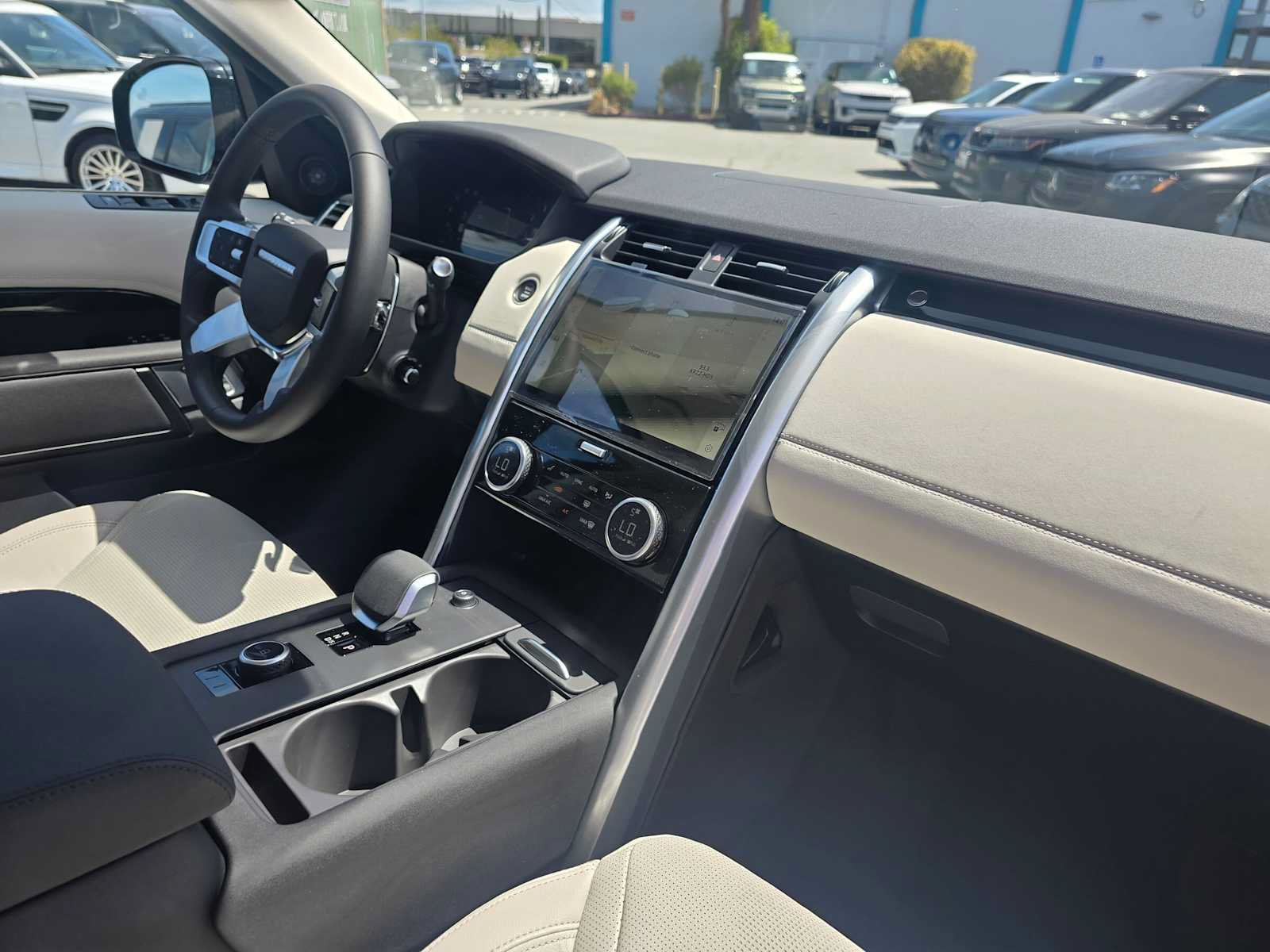 New 2026 Land Rover Discovery S AWD/4WD image 11