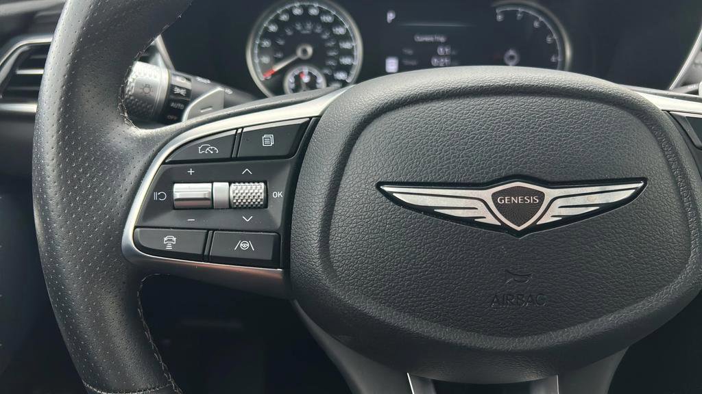 Used 2025 Genesis G70 2.5T RWD image 29