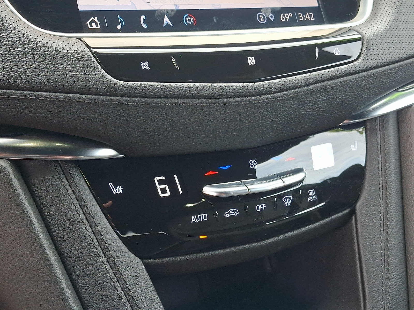 Used 2021 Cadillac XT5 Premium Luxury AWD/4WD image 15