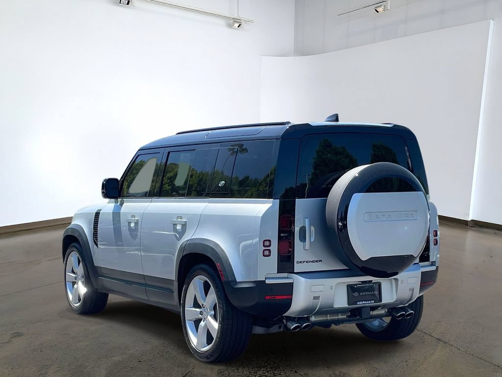 Certified 2024 Land Rover Defender 110 SE AWD/4WD image 6
