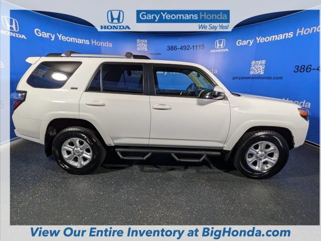 Used 2024 Toyota 4Runner SR5 RWD image 5