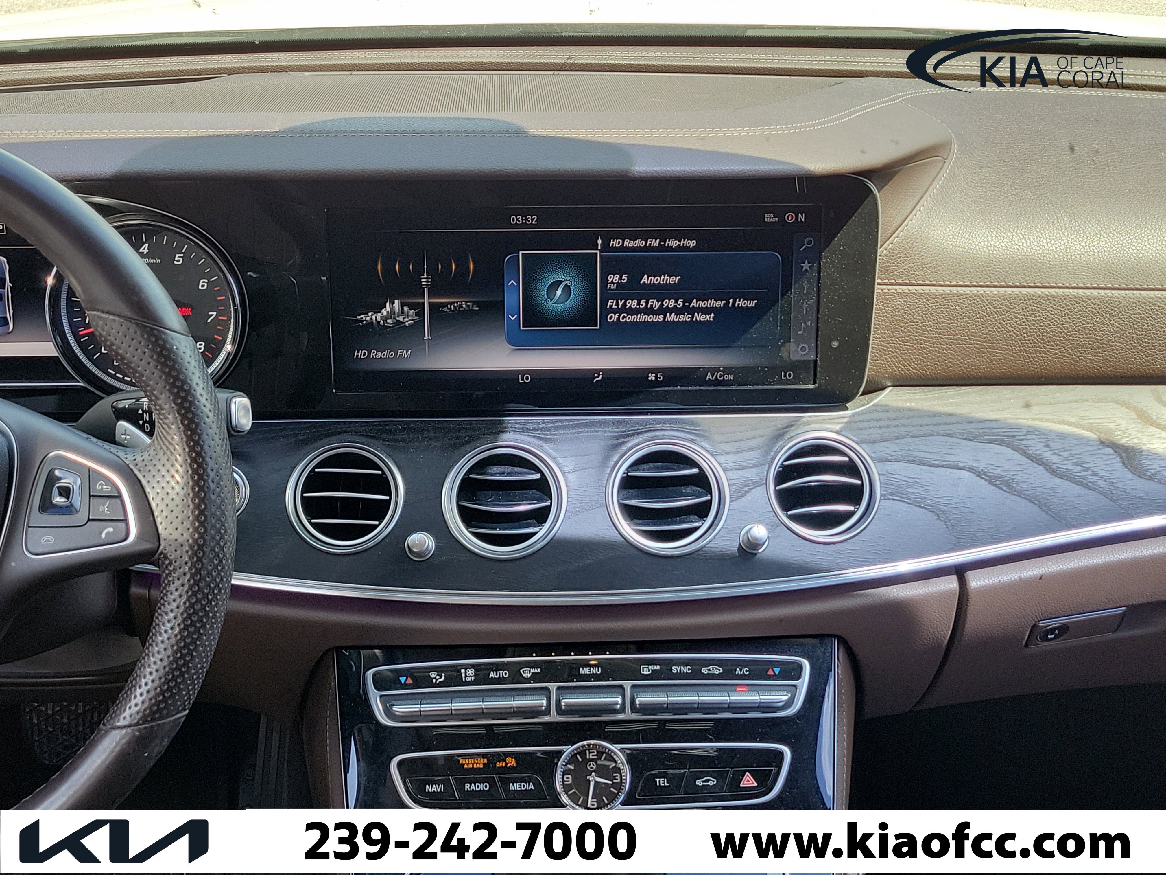 Used 2017 Mercedes-Benz E 300 image 15
