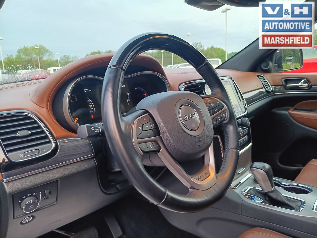 Used 2021 Jeep Grand Cherokee Overland w/ Protech Group AWD/4WD image 10