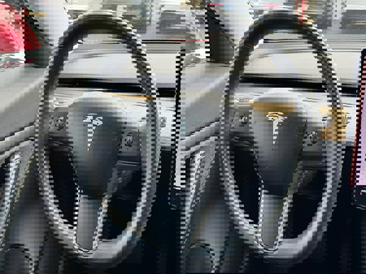 Used 2019 Tesla Model 3 Standard Range Plus image 25