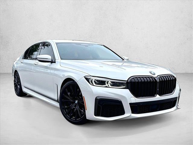 Used 2022 BMW 750i xDrive w/ Executive Package AWD/4WD image 12