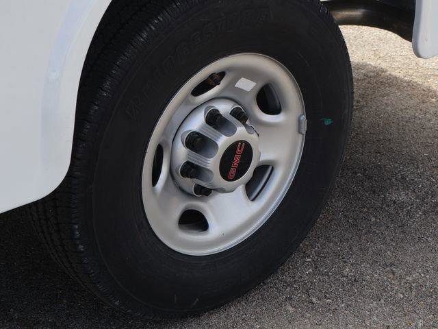 New 2025 GMC Savana 3500 w/ Power Convenience Package RWD image 25