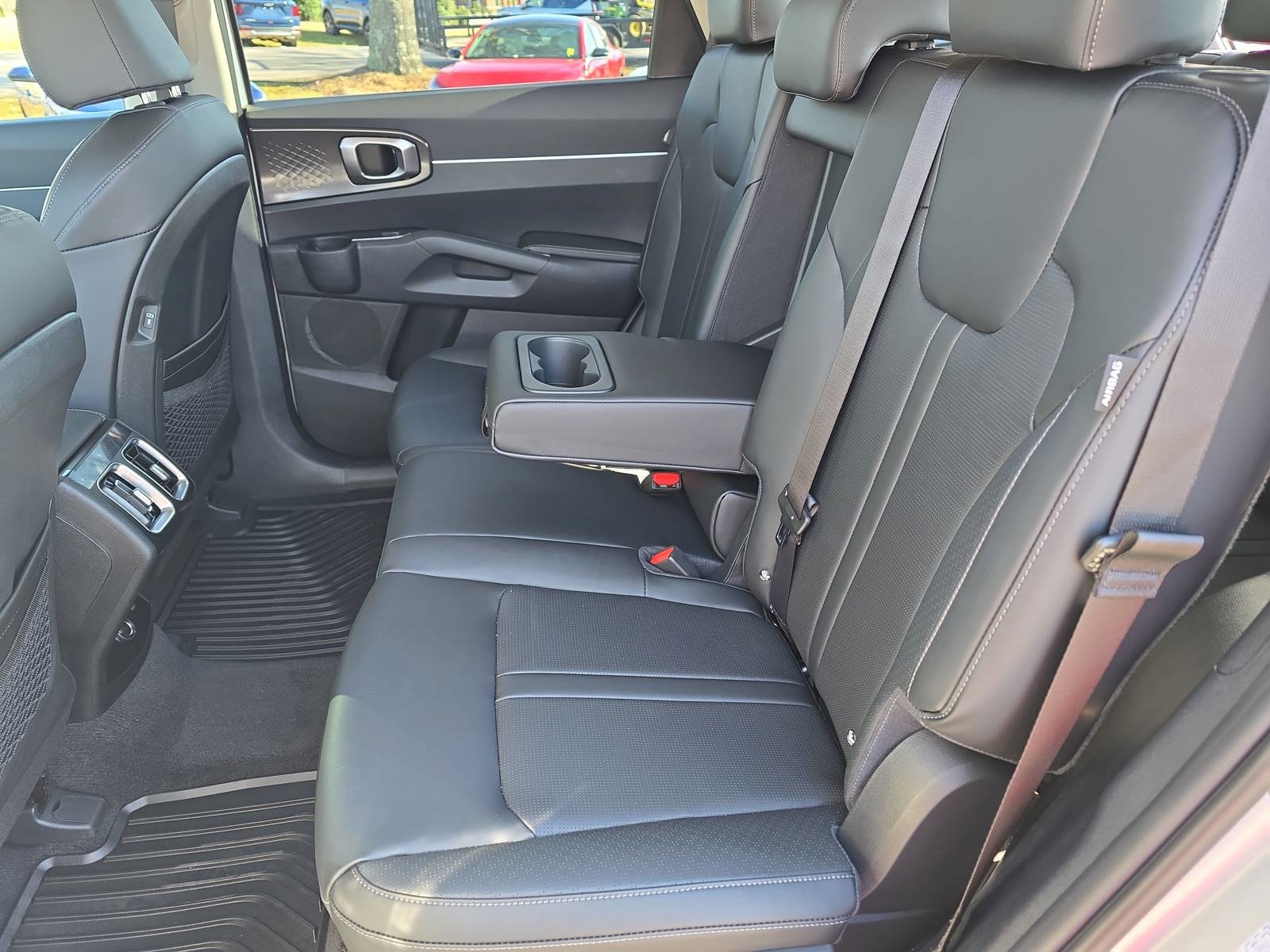 New 2026 Kia Sorento S w/ S Panoramic Sunroof Package FWD image 16
