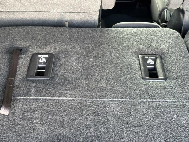 Used 2025 Chevrolet Traverse LT image 21