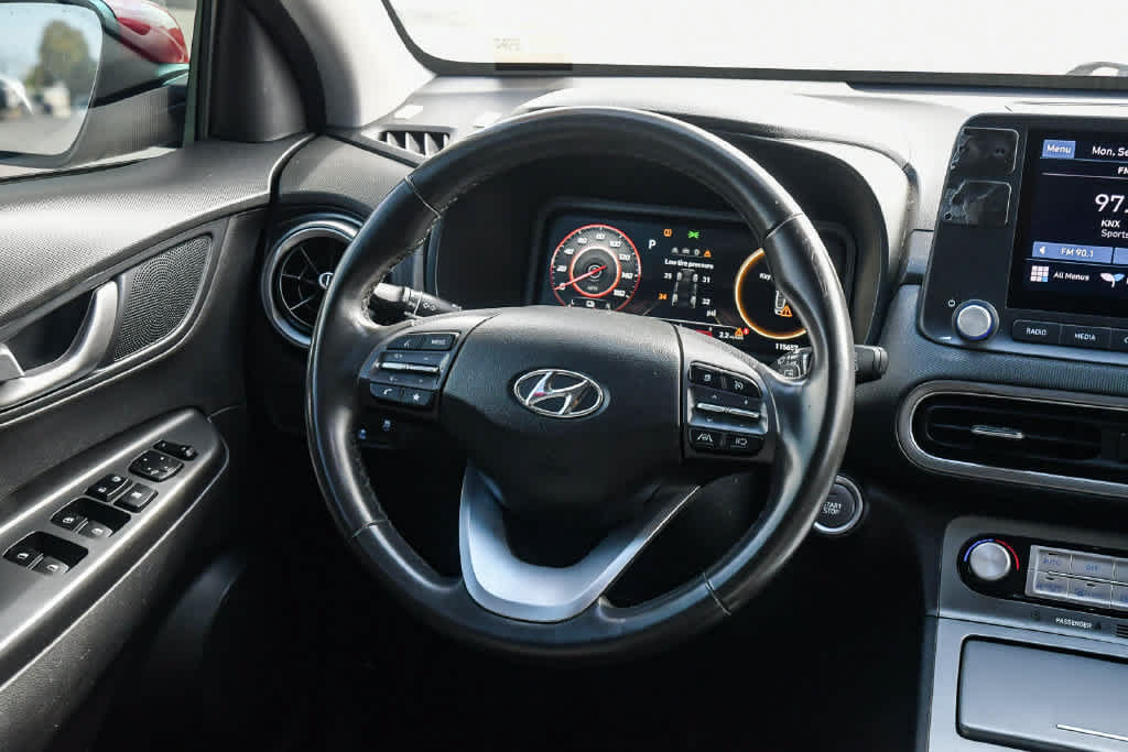 Used 2022 Hyundai Kona SEL w/ Convenience Package FWD image 13