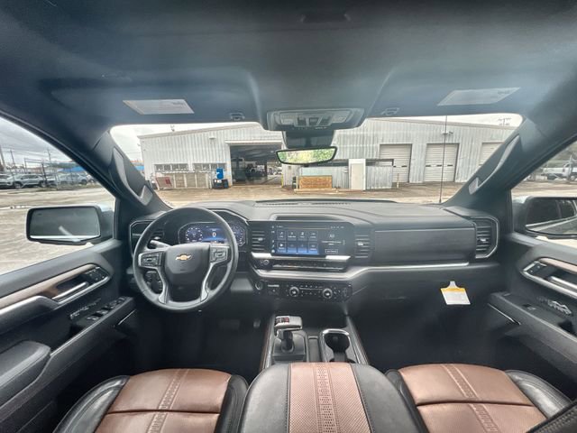Certified 2025 Chevrolet Silverado 1500 High Country w/ High Country Premium Package image 19