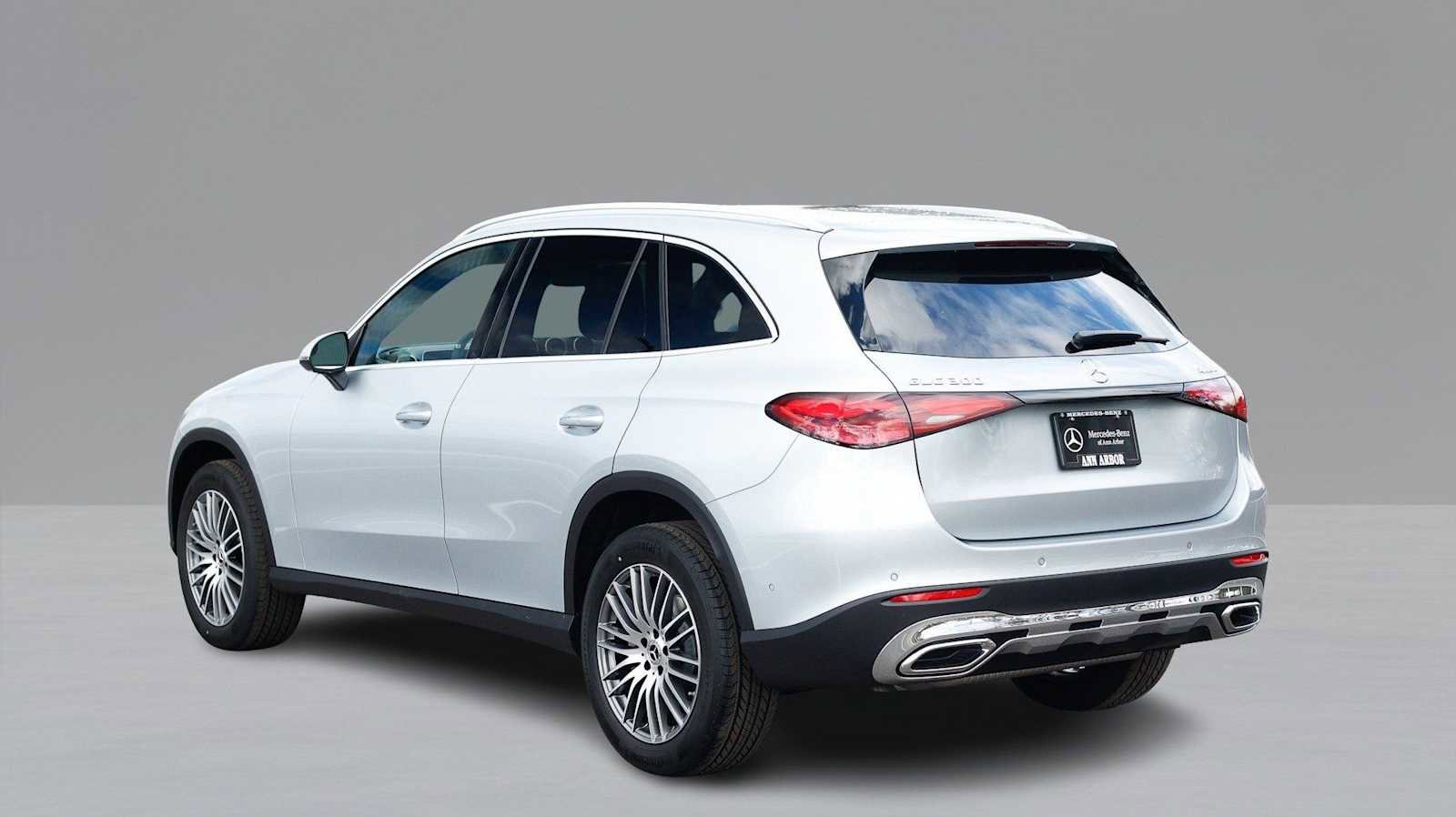 Used 2026 Mercedes-Benz GLC 300 4MATIC image 8