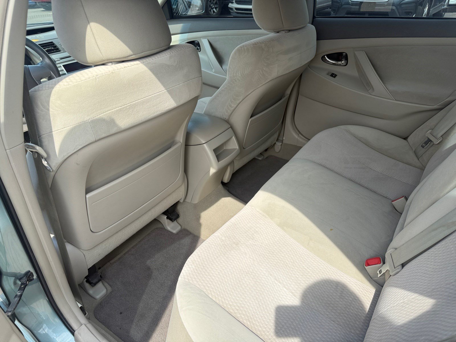Used 2011 Toyota Camry LE w/ LE Extra-Value Pkg FWD image 17
