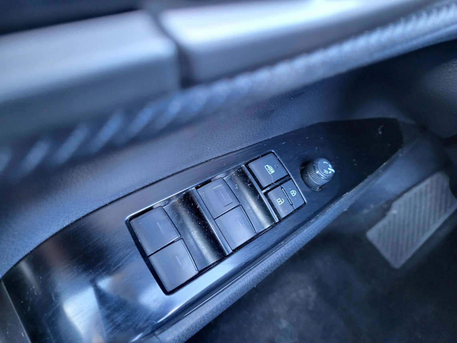 Certified 2025 Toyota Camry SE image 12