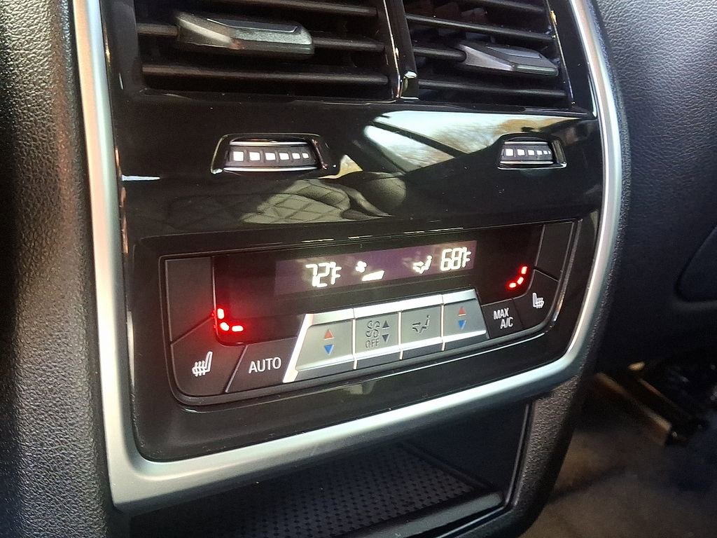 Certified 2023 BMW X6 M50i w/ Executive Package image 12