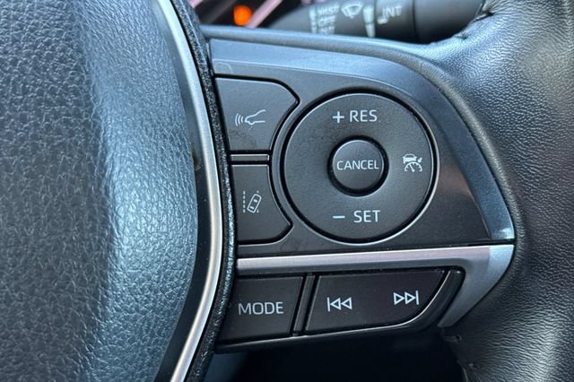 Used 2024 Toyota Camry XLE FWD image 39