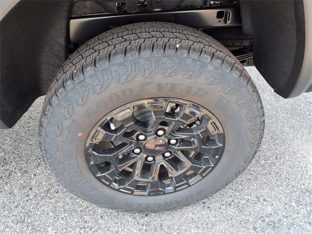 New 2026 GMC Canyon Elevation w/ Convenience Package image 31