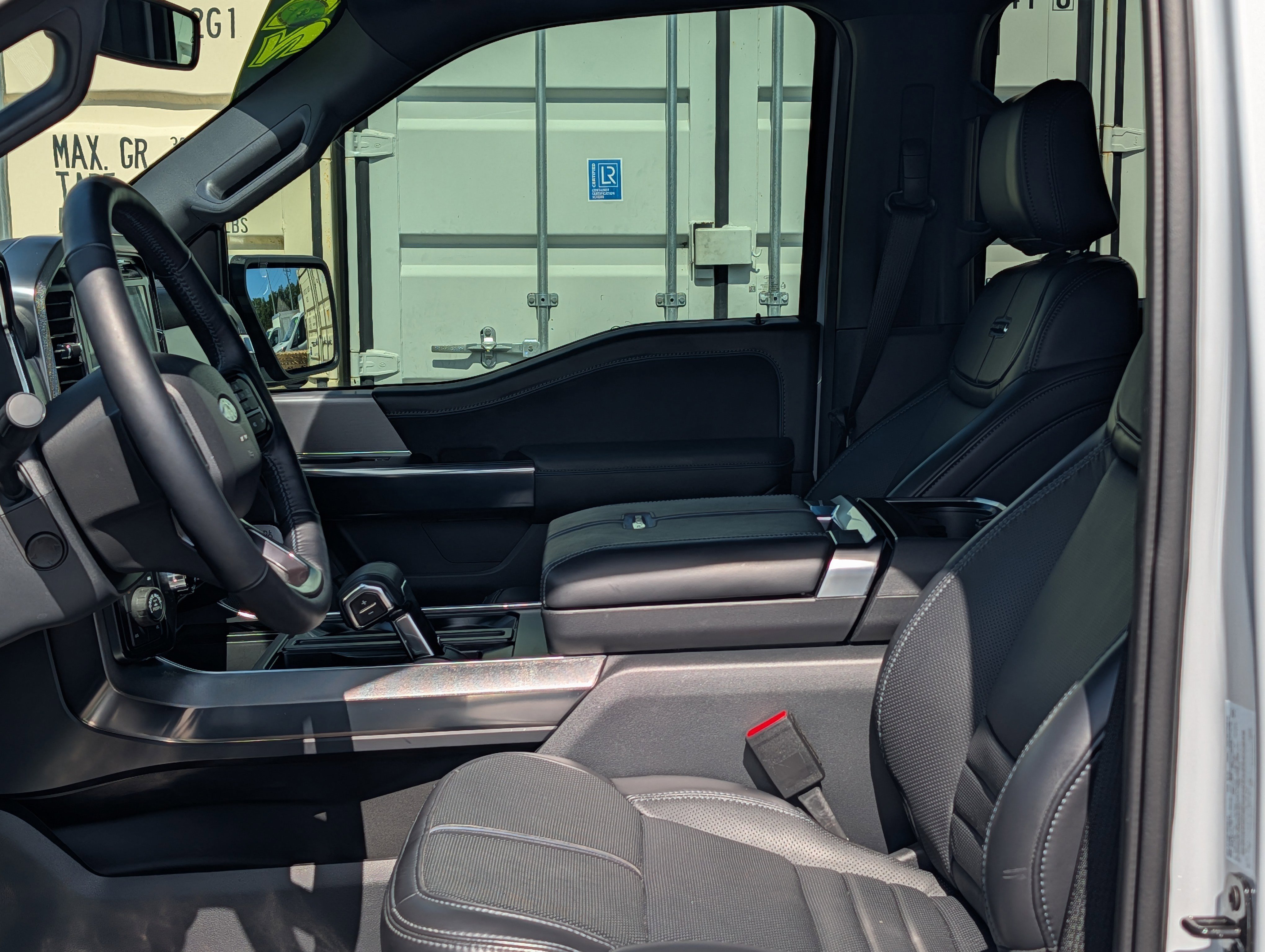 Used 2025 Ford F150 Platinum AWD/4WD image 23