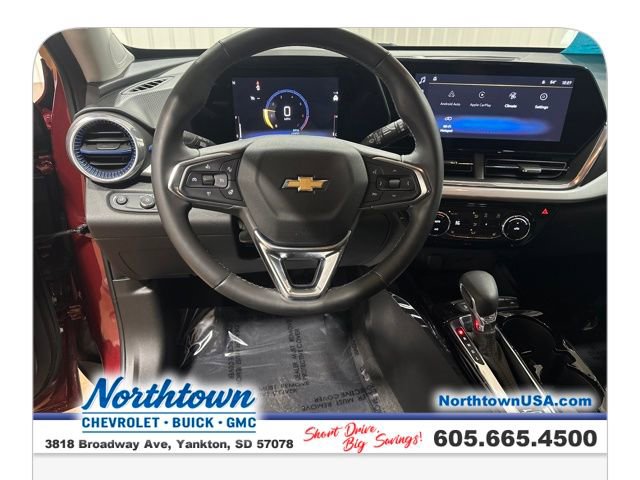 Used 2024 Chevrolet Trax LT w/ Driver Confidence Package image 13