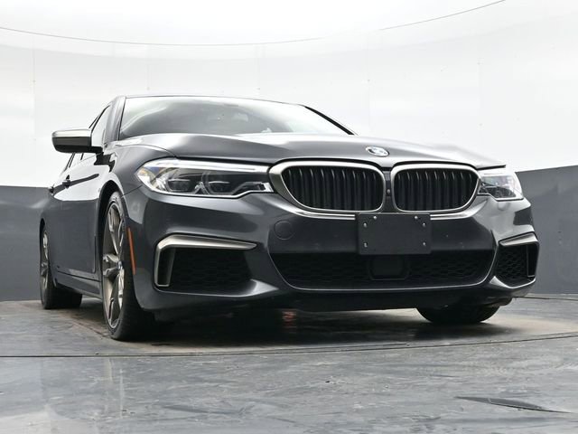 Used 2018 BMW M550i xDrive image 38