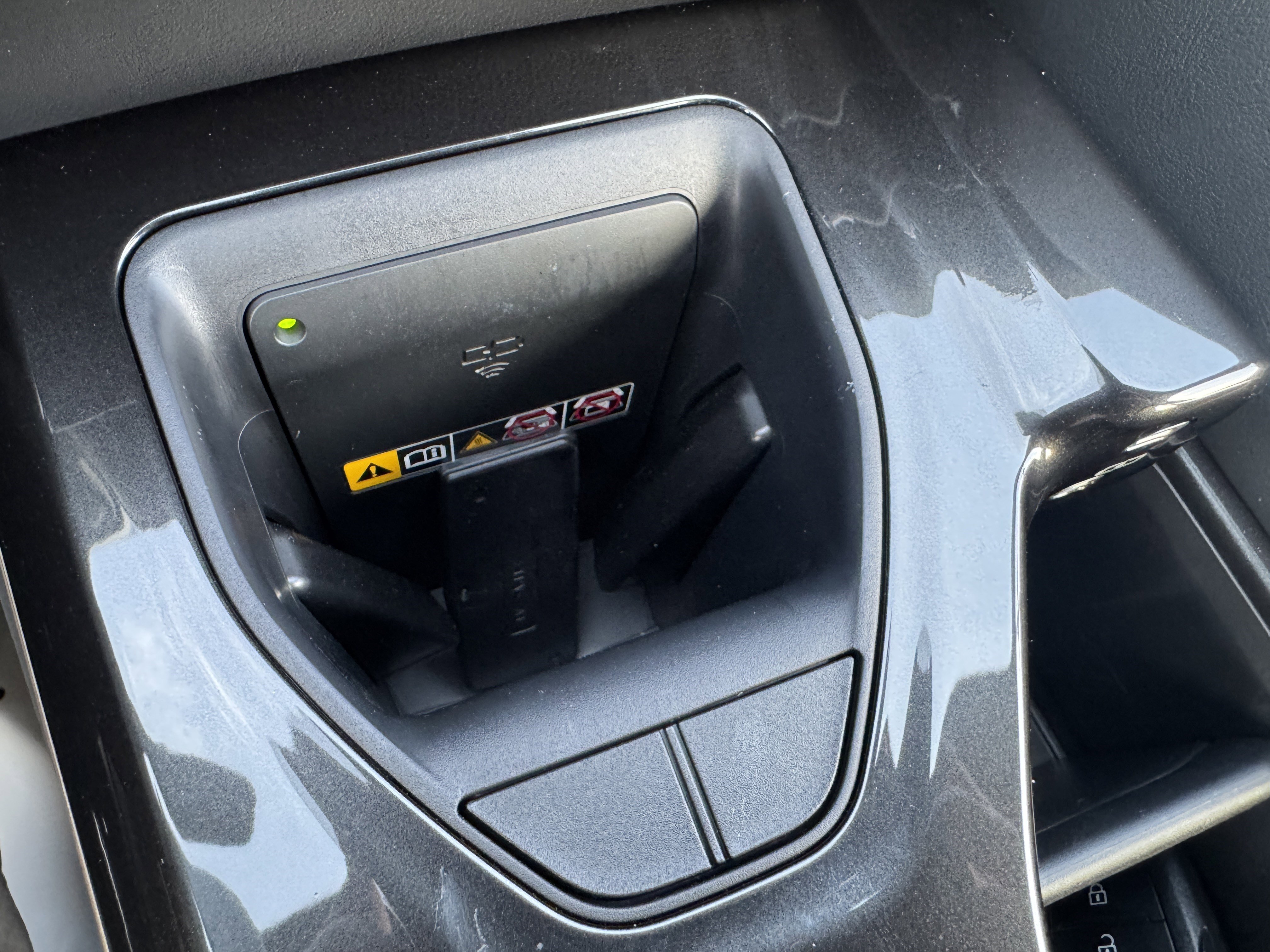 Certified 2025 Toyota Crown Signia image 28