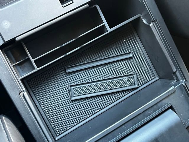 Used 2023 Ford Explorer XLT w/ Equipment Group 202A image 24