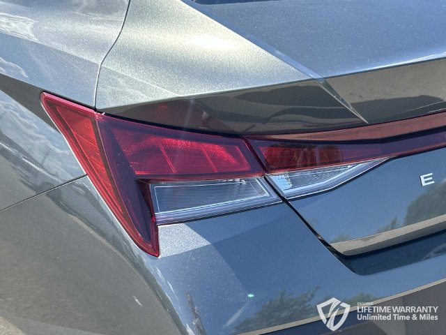 New 2026 Hyundai Elantra SE FWD image 11