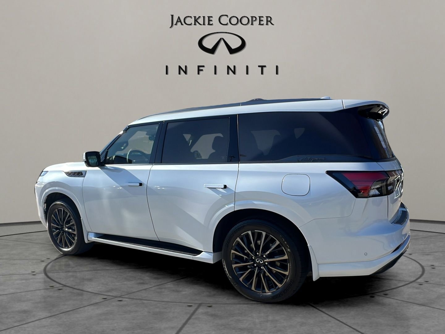 New 2026 INFINITI QX80 Autograph image 3