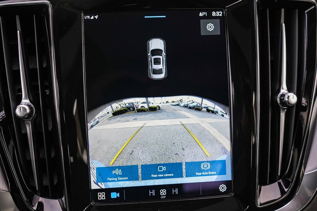 Used 2024 Volvo S60 B5 Core image 22