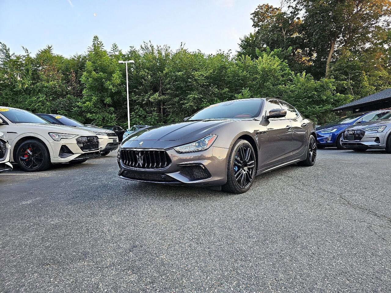 Used 2022 Maserati Ghibli Modena image 2