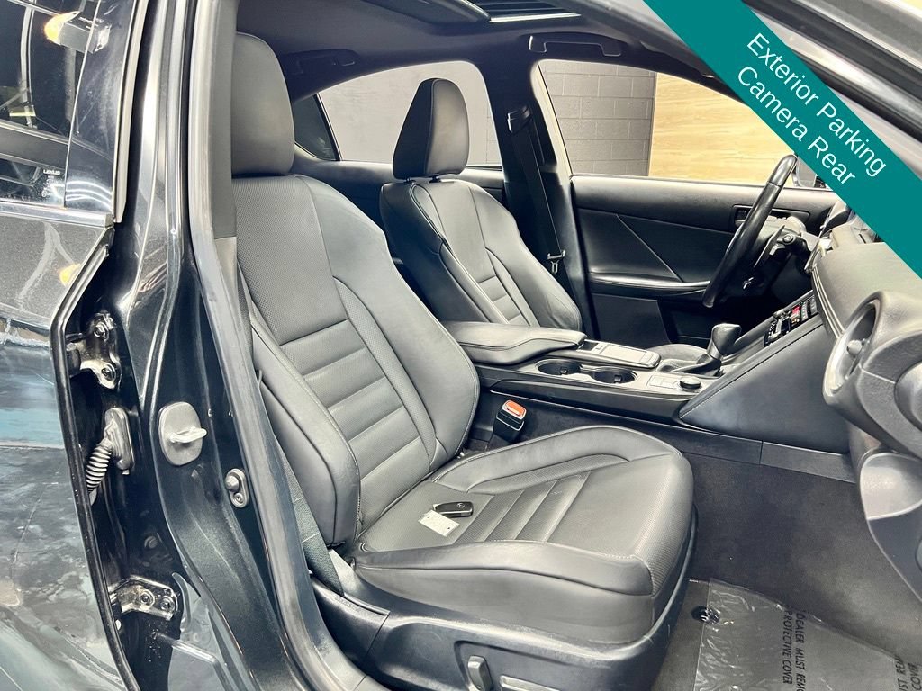 Used 2021 Lexus IS 350 F Sport RWD image 8