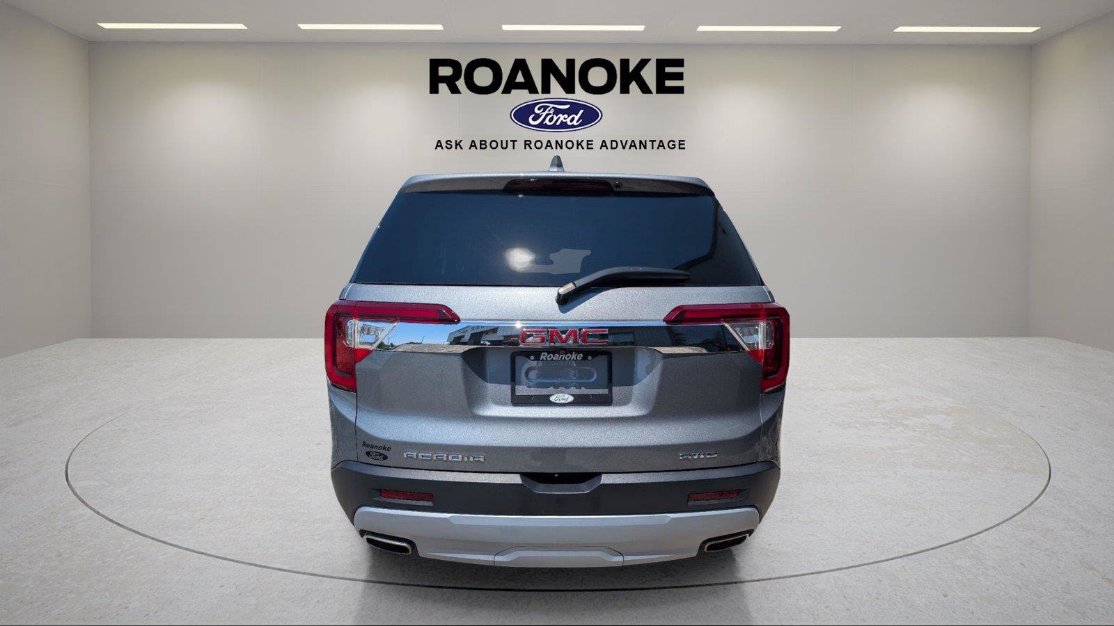 Used 2023 GMC Acadia SLE AWD/4WD image 10