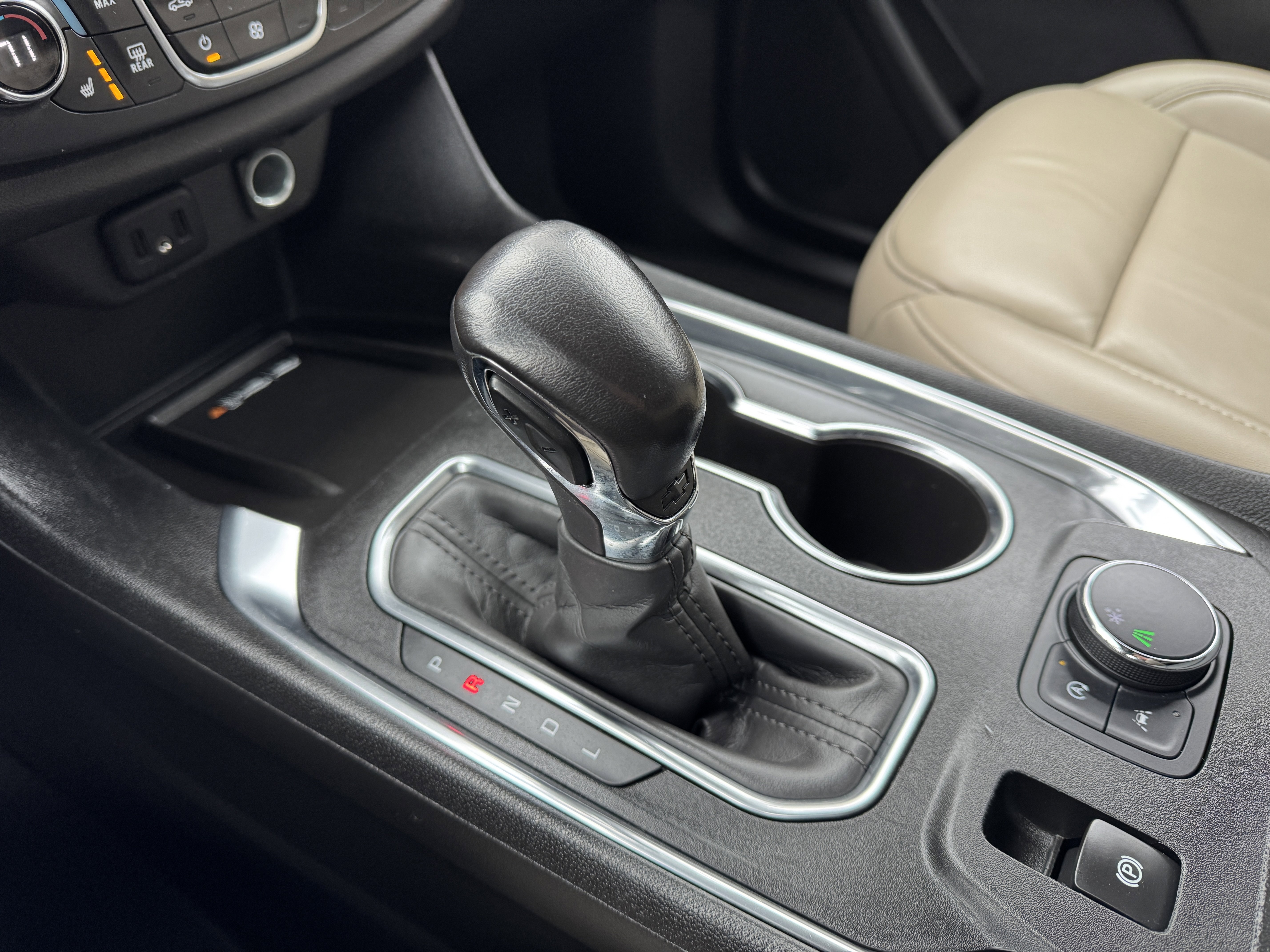 Certified 2022 Chevrolet Traverse LT image 33