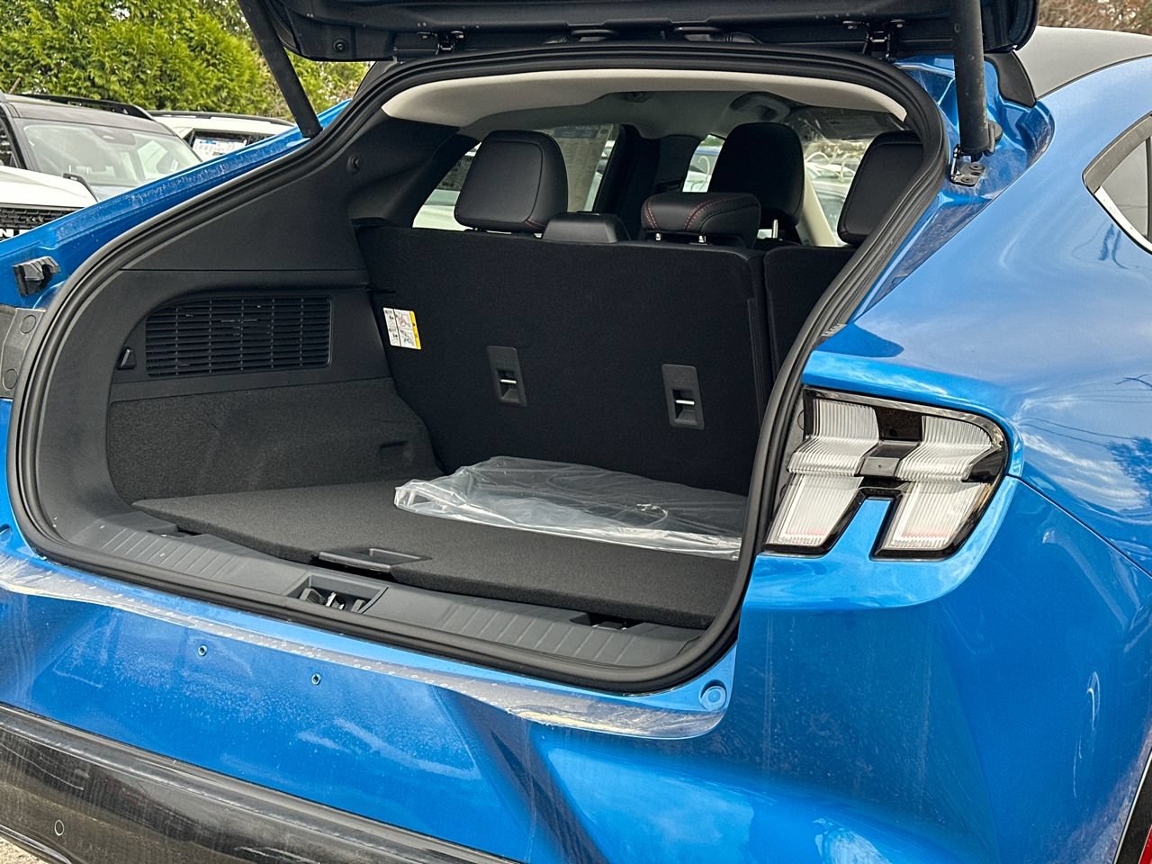 New 2025 Ford Mustang Mach-E Premium w/ Sport Appearance Package AWD/4WD image 8