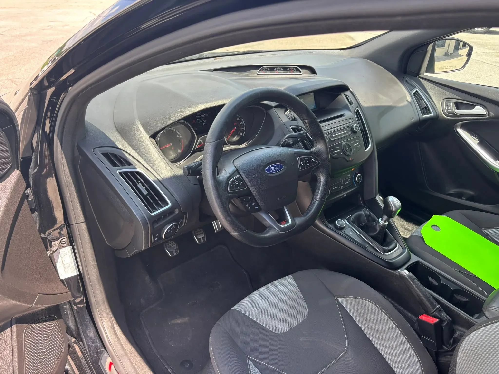 Used 2016 Ford Focus ST FWD image 9