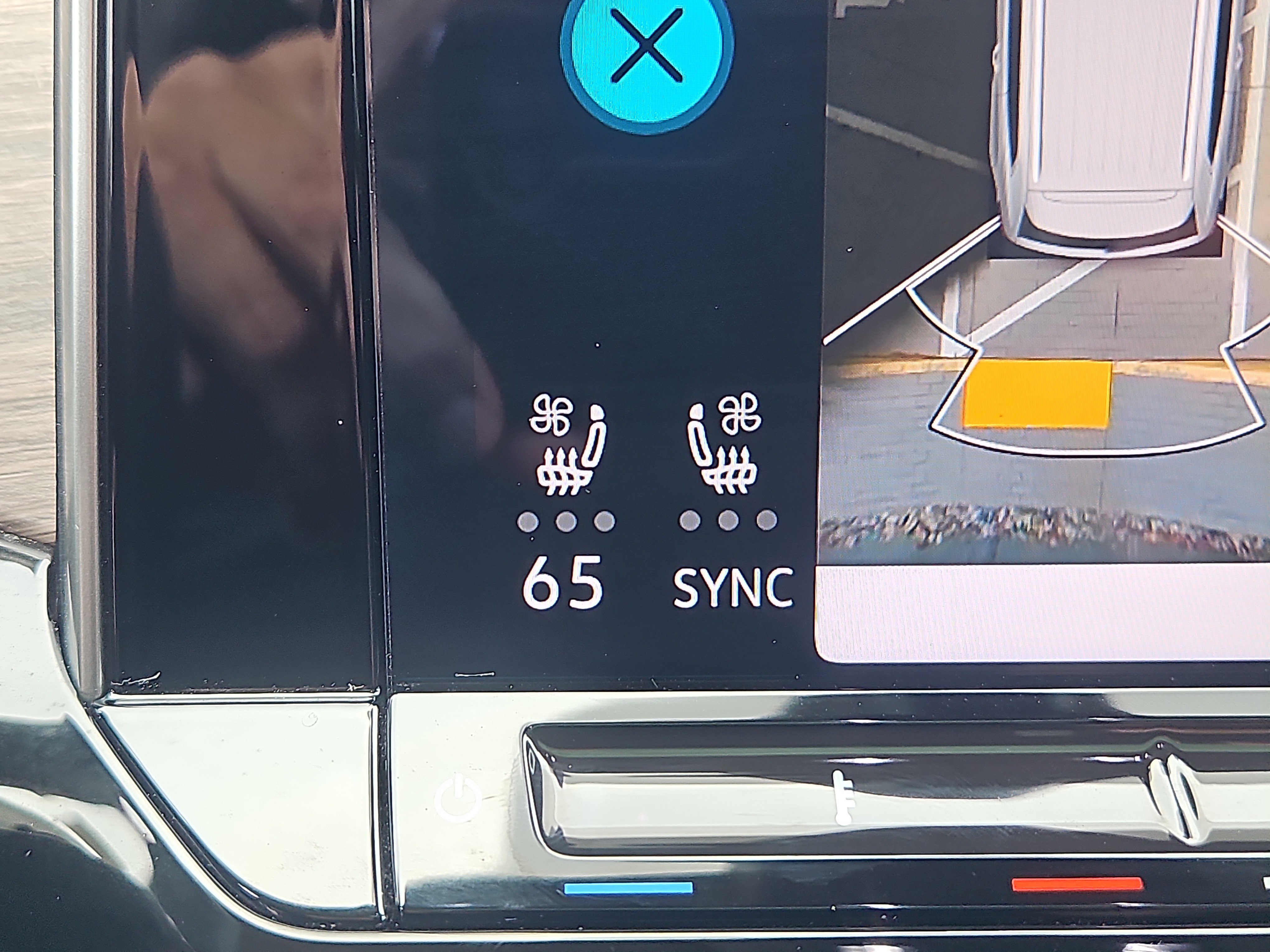 Certified 2024 Volkswagen Atlas SEL Premium R-Line AWD/4WD image 17