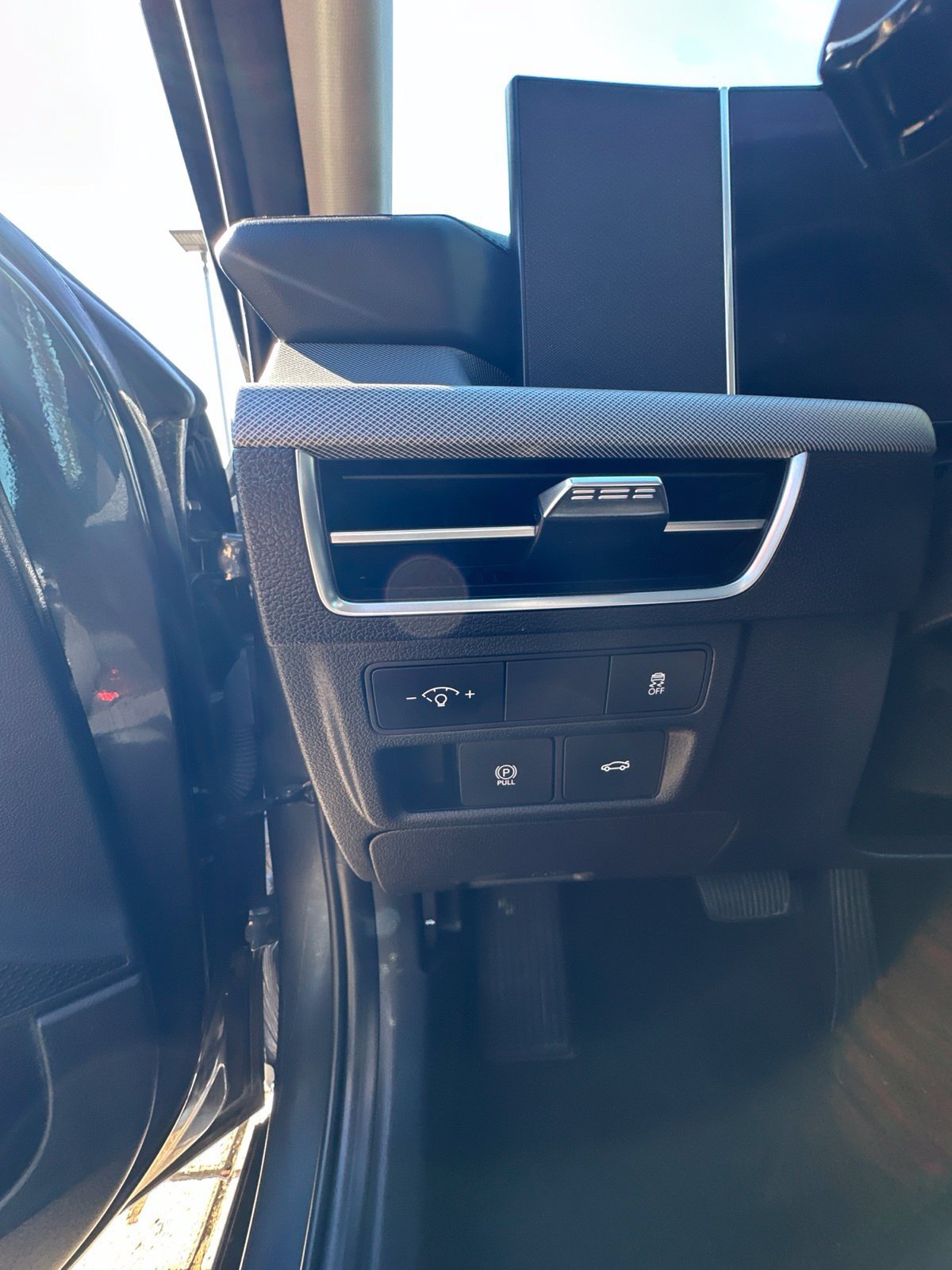Used 2025 Hyundai Sonata SEL FWD image 22