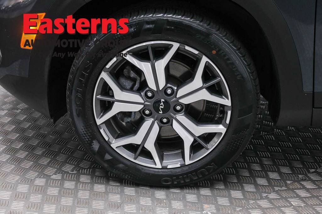 Used 2023 Kia Seltos EX image 33