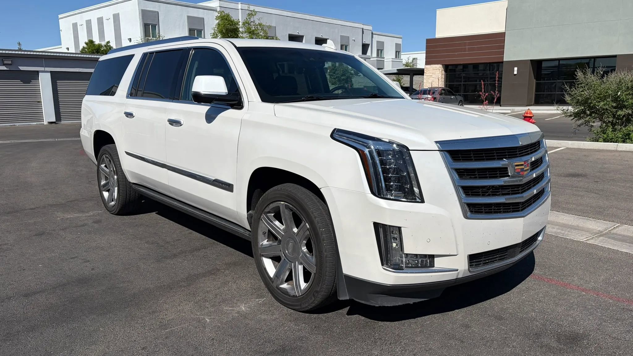 Used 2016 Cadillac Escalade ESV Premium AWD/4WD image 7