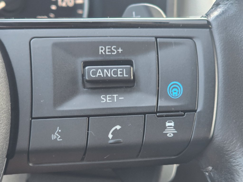 Used 2023 Nissan Rogue SV w/ SV Premium B Package AWD/4WD image 31