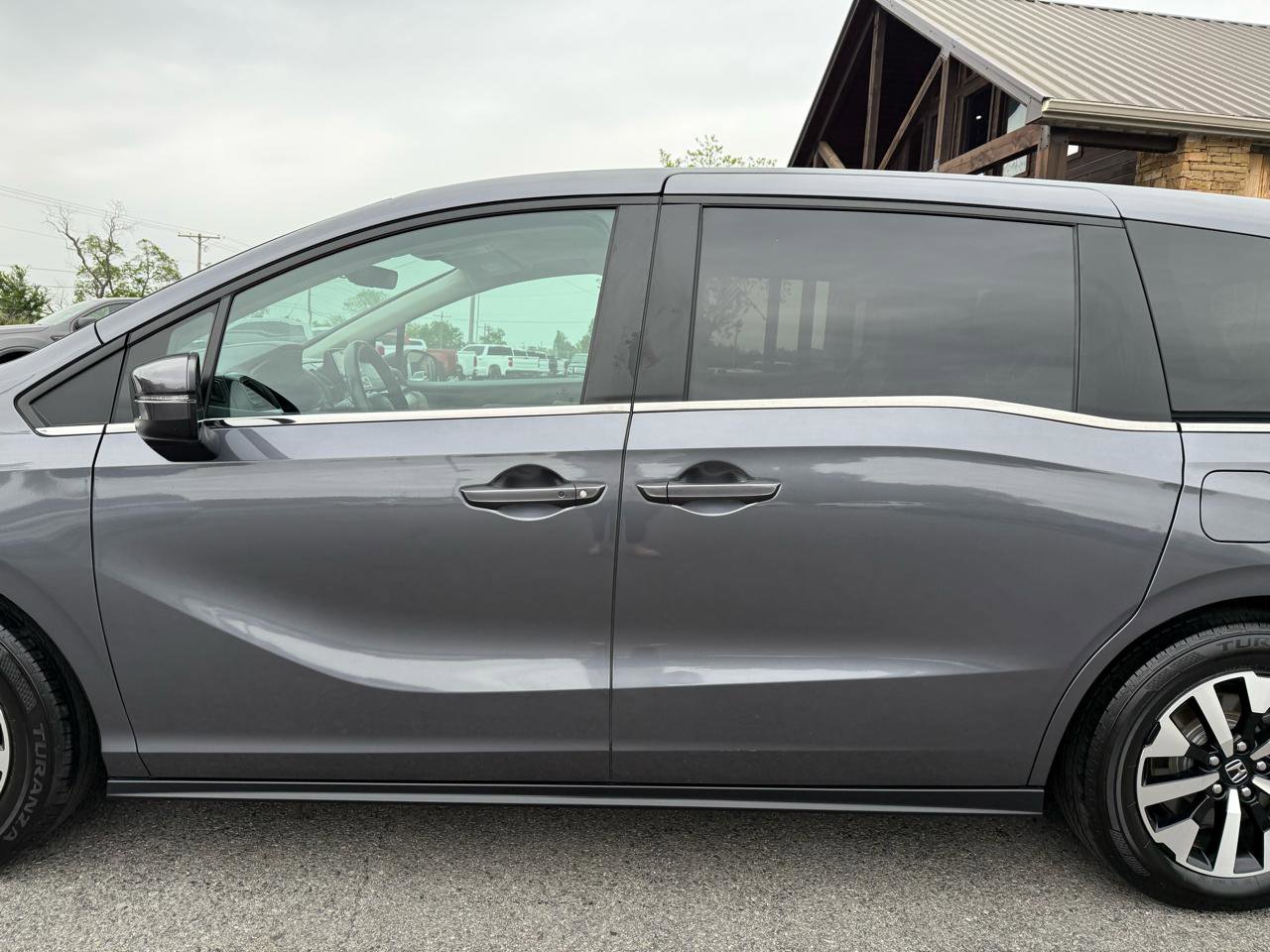 Used 2025 Honda Odyssey EX-L image 45