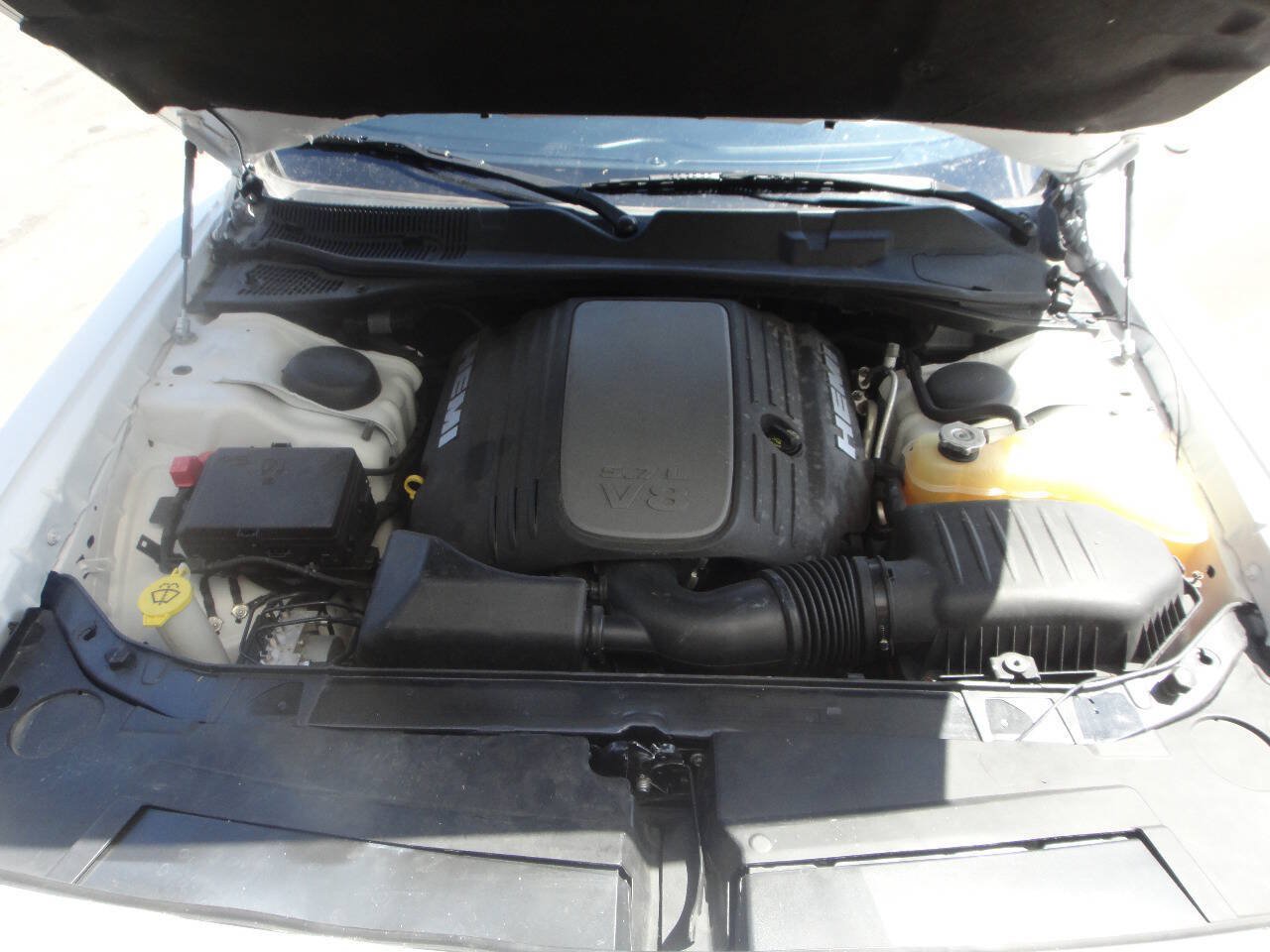 Used 2019 Dodge Challenger R/T RWD image 14